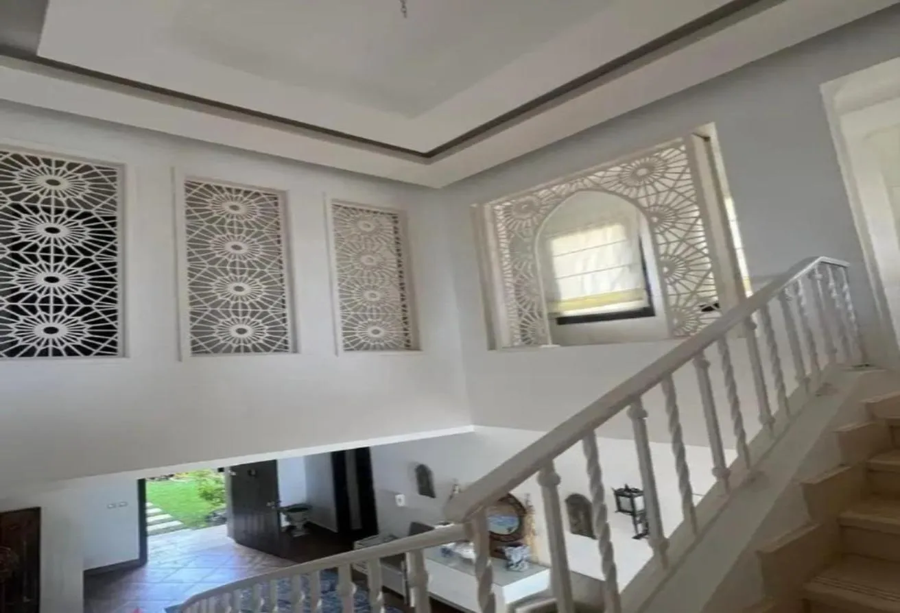 Gallery Image 19