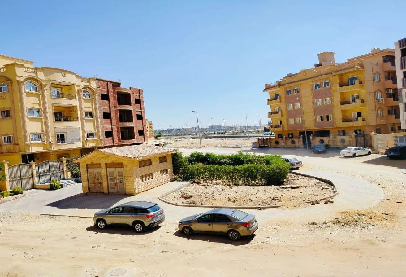 Sale in 5th Settlement Compounds: شقه للبيع بكمبوند جاردينيا هايتس التجمع