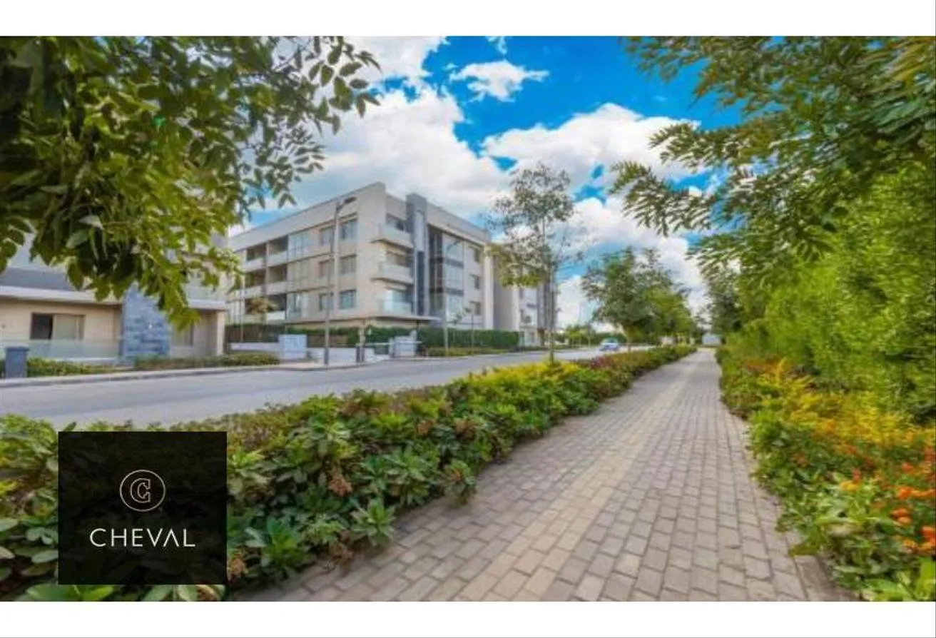 Sale in Galleria Residences: For sale, an apartment with a garden