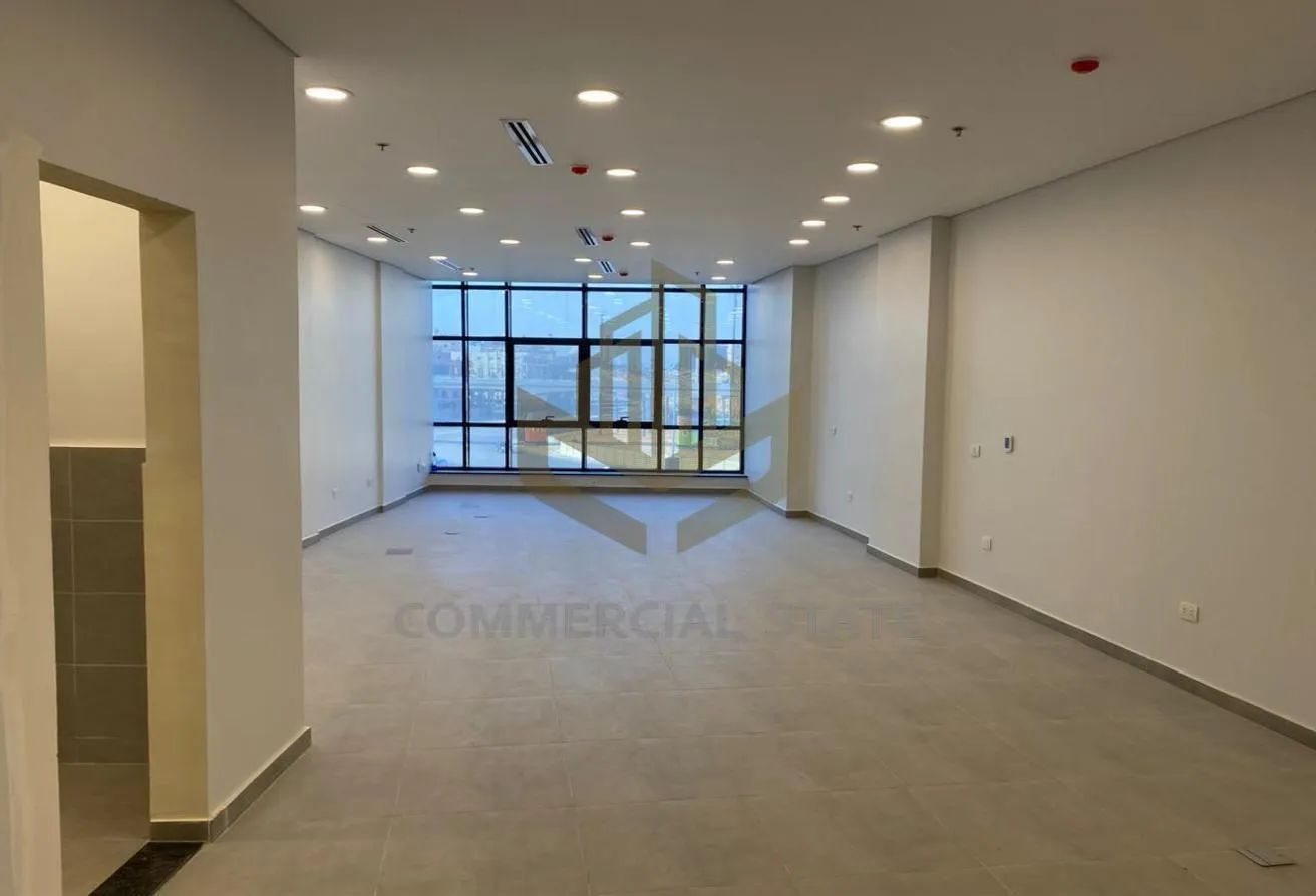 Rent in Mostafa Kamel Axis: Finished Office at Side Walk Mall- Golden Square