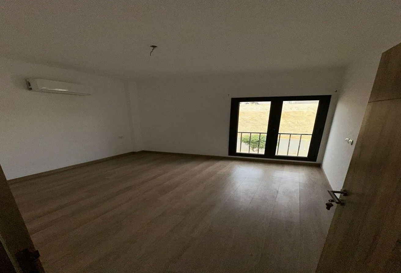 Rent in Moon Residences: under market price 3 bdr apt for rent in MARASEM
