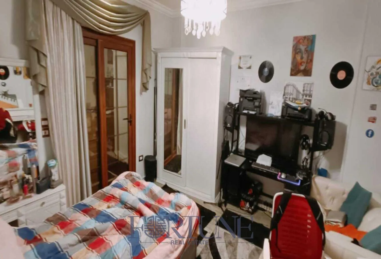 Gallery Image 6