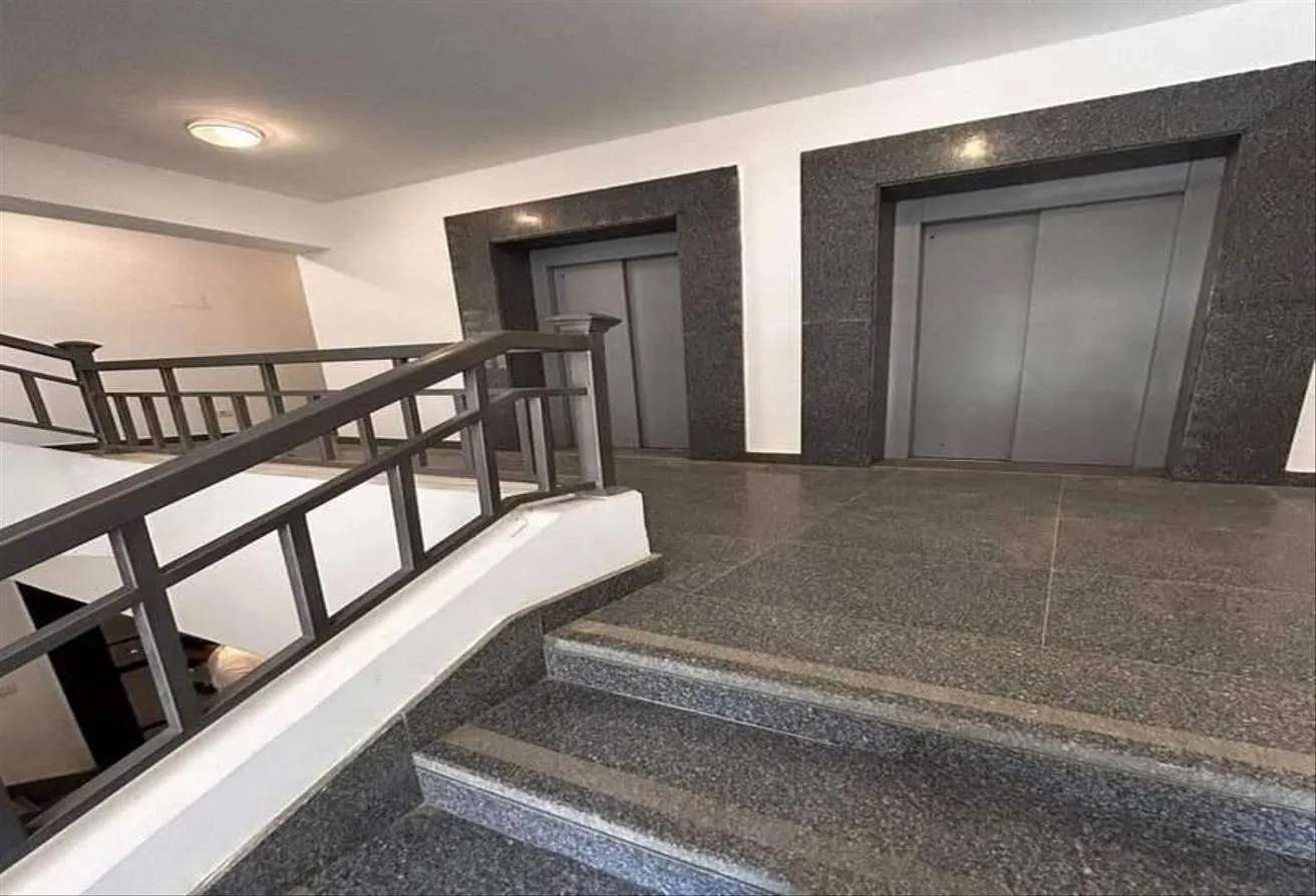 Gallery Image 8
