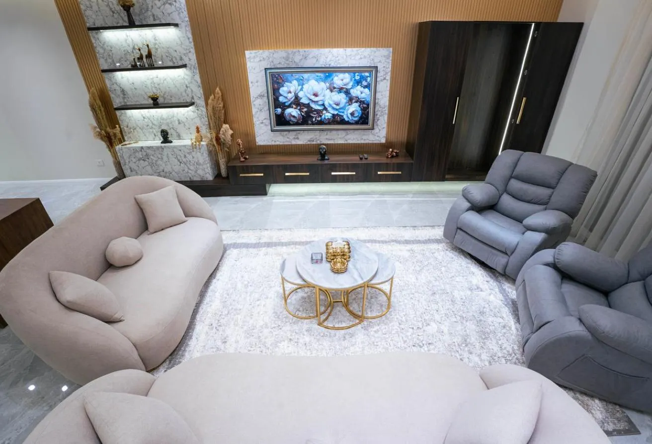 Rent in North Lotus: Luxury hotel apartment for rent in the Fifth Settl