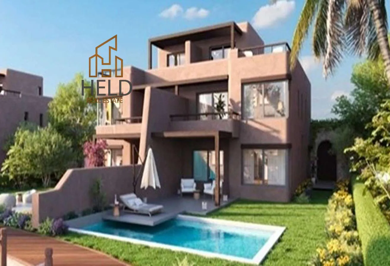 Sale in Hacienda: Own a villa with a landscape view with a 5% dp.