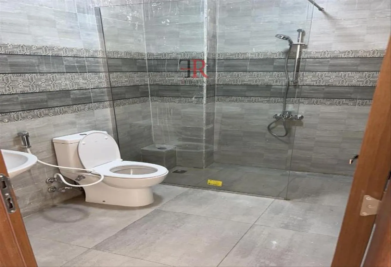 Gallery Image 13