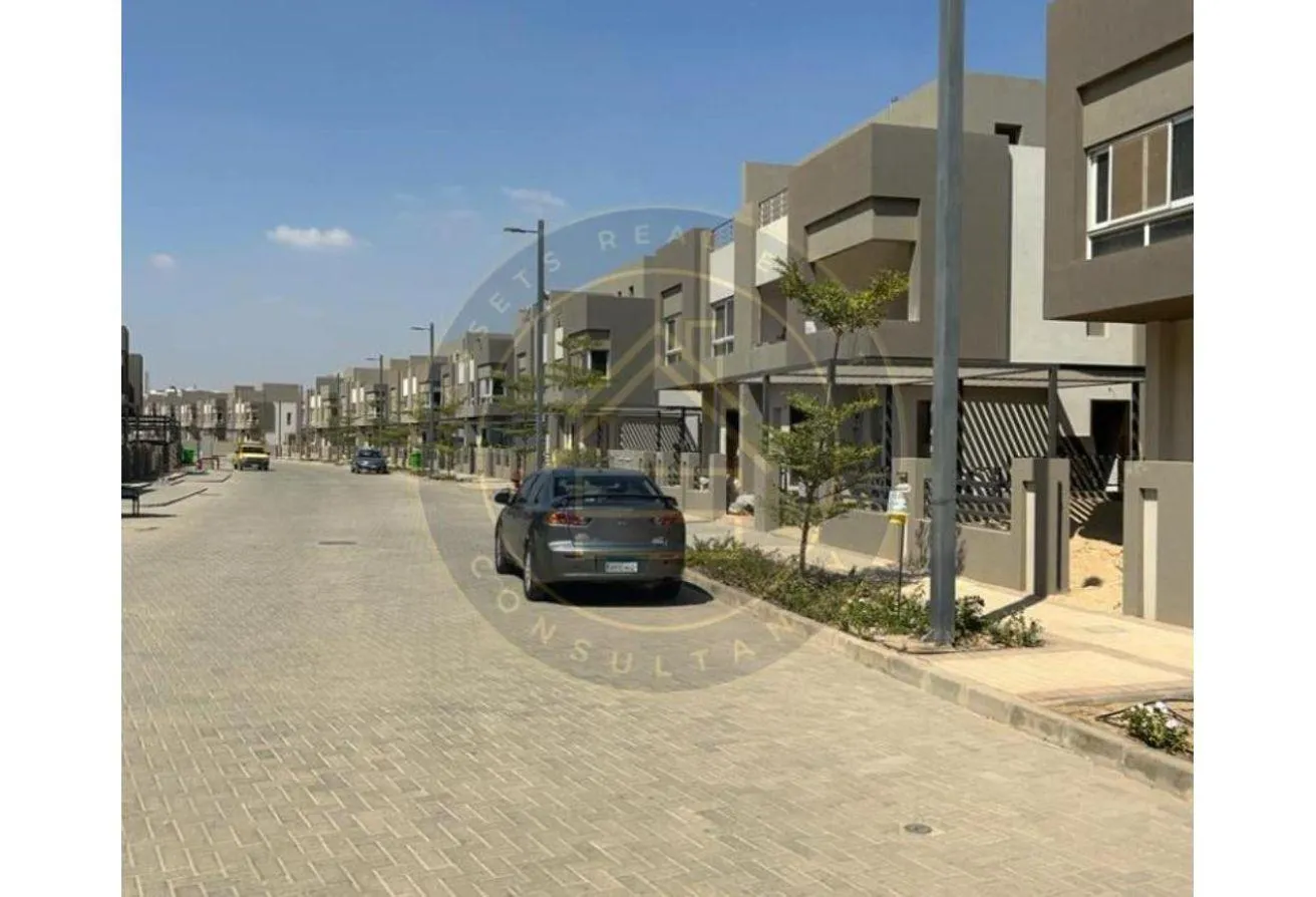 Sale in Etapa: For Sale: Immediate Delivery Townhouse in Etapa