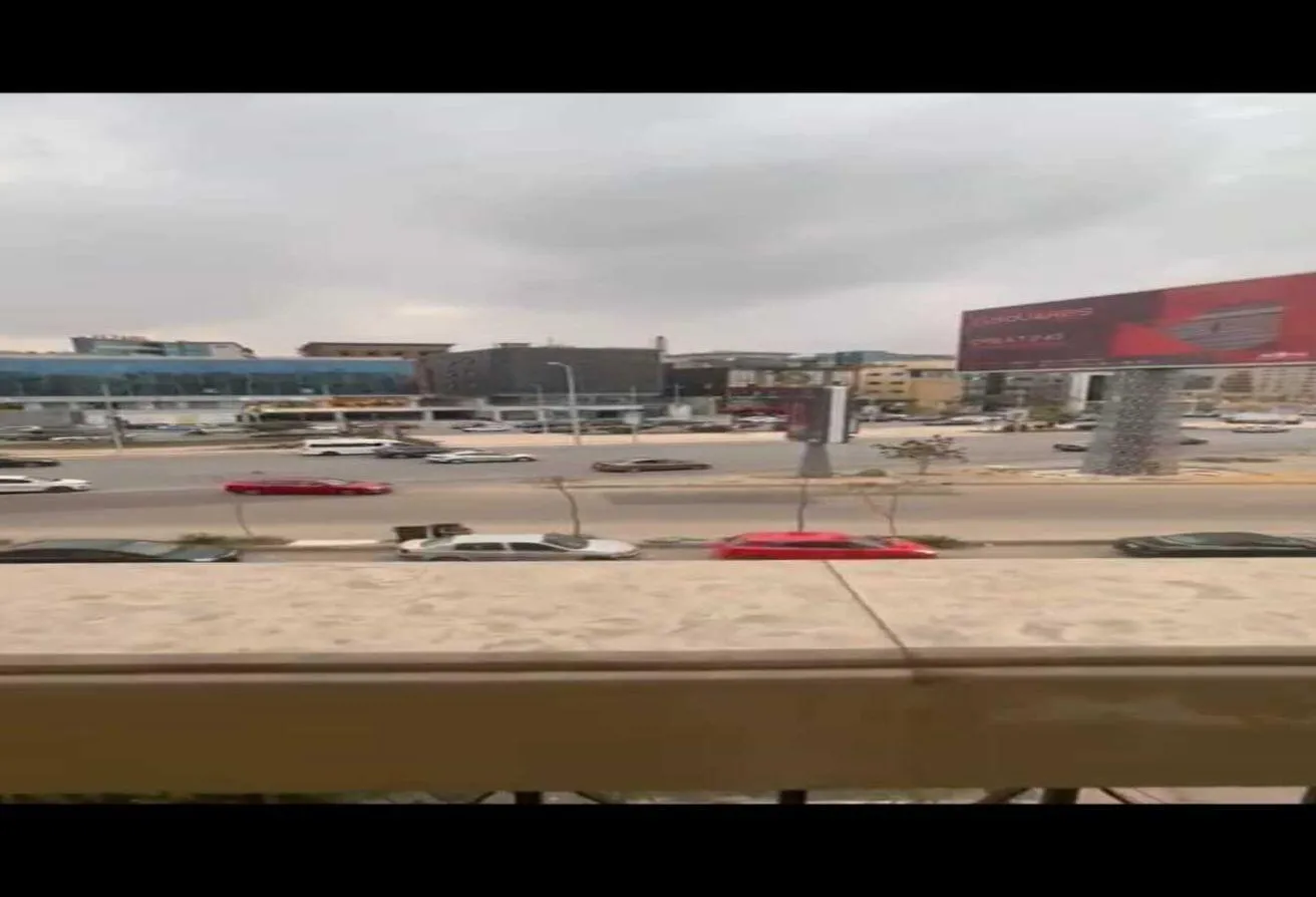 Sale in El Banafseg Apartment Buildings: شقة 200م للبيع التسعين الشمالي ,البنفسج , القاهرة