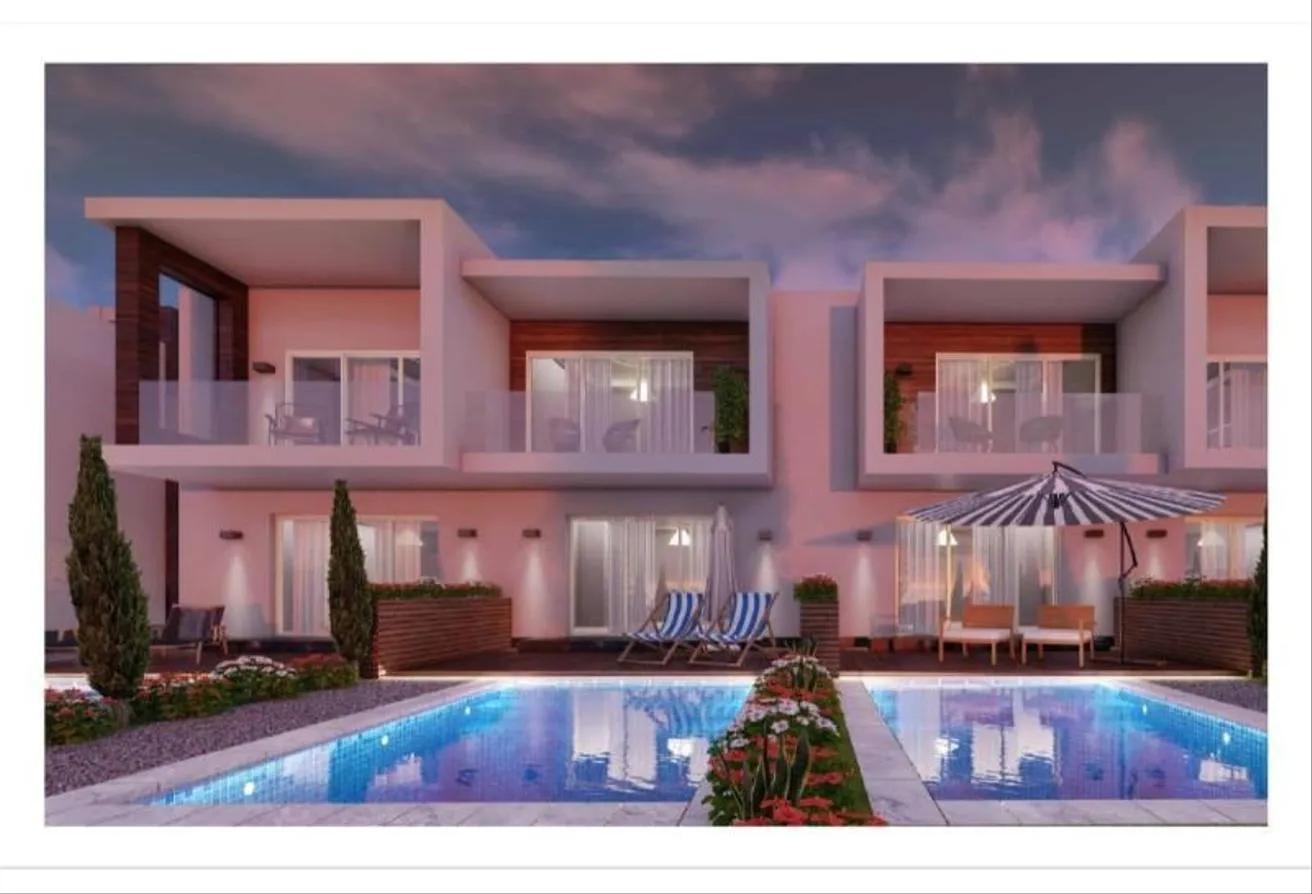 Sale in Porto Sokhna: Duplex villa with sea view at the price of chalet