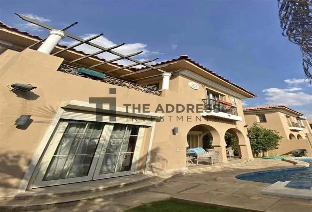 Sale in Hyde Park: villa minutes to AUC installment 7 years 10%DP