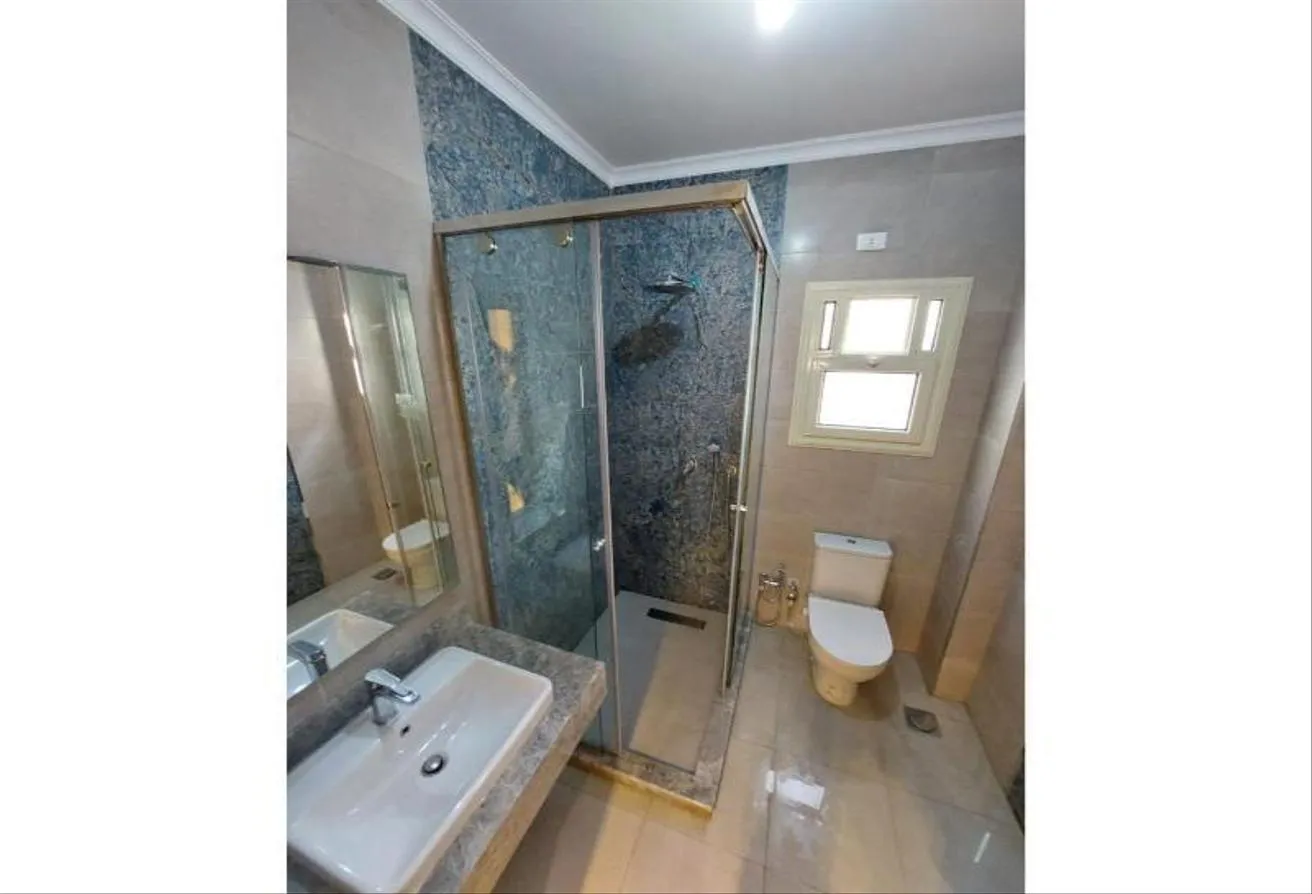Gallery Image 14