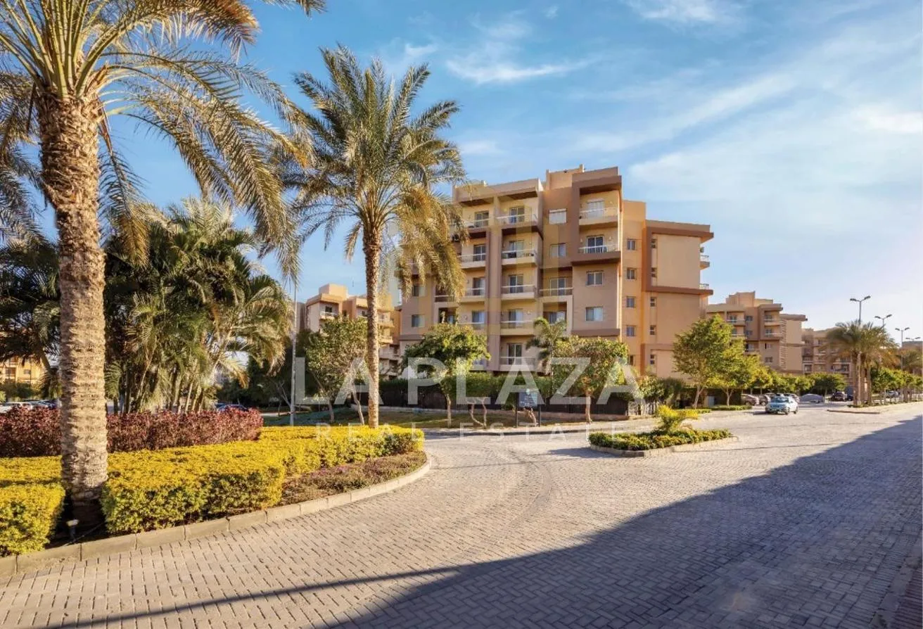 Sale in Ashgar City: شقه 155 متر بمقدم 192 الف بالقسط  علي 12 سنه