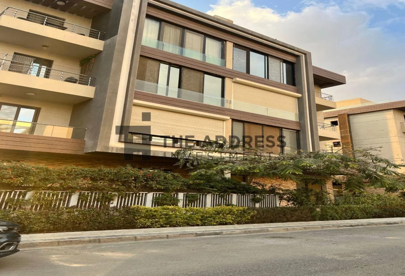 Sale in Midtown: Penthouse super lux finishing in Midtown compound