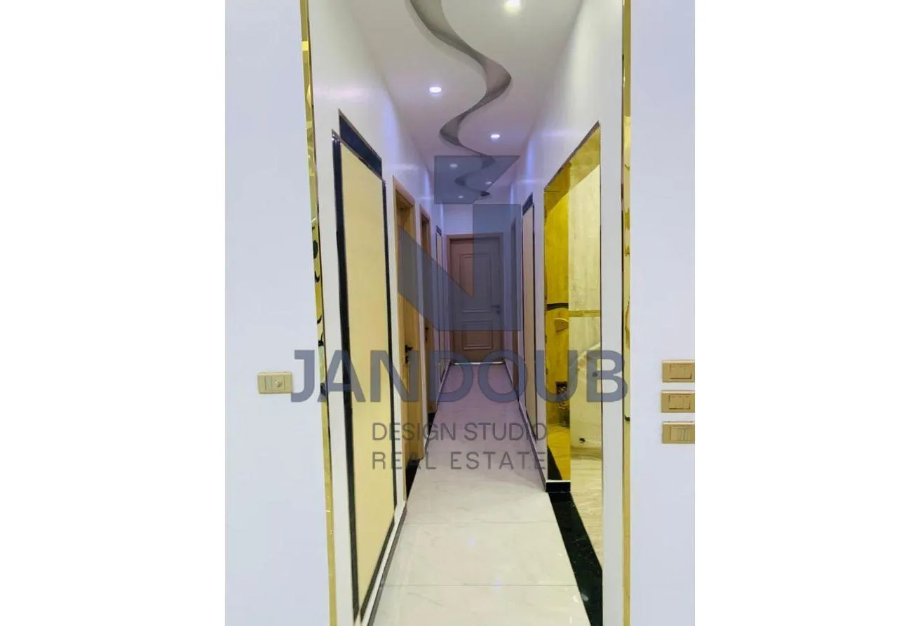 Gallery Image 19