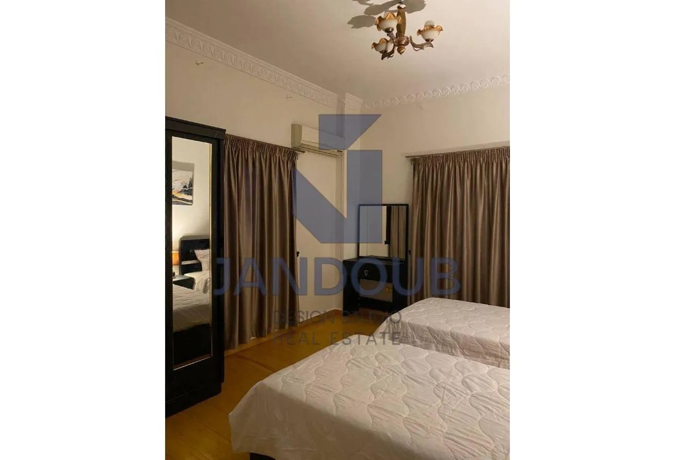 Gallery Image 13