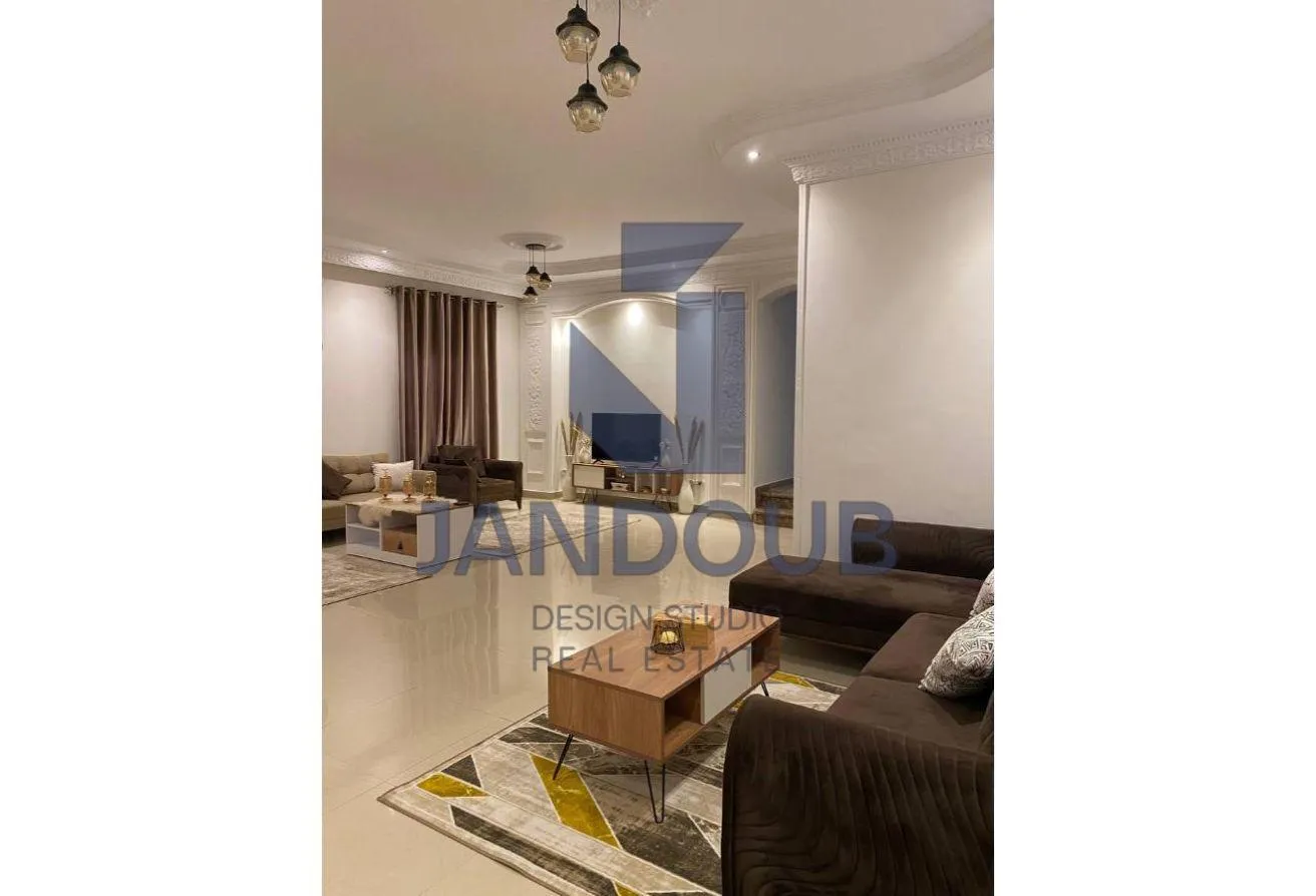 Rent in Ever New Cairo: ٍStore semi-finished warehouse for rent in 5Th set