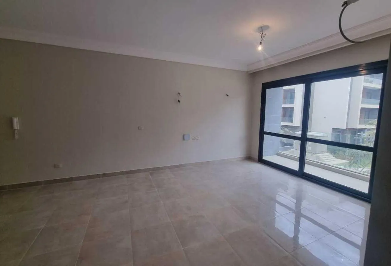 Rent in Galleria Moon Valley: Apartment for rent in Galleria Moon Valley 160m
