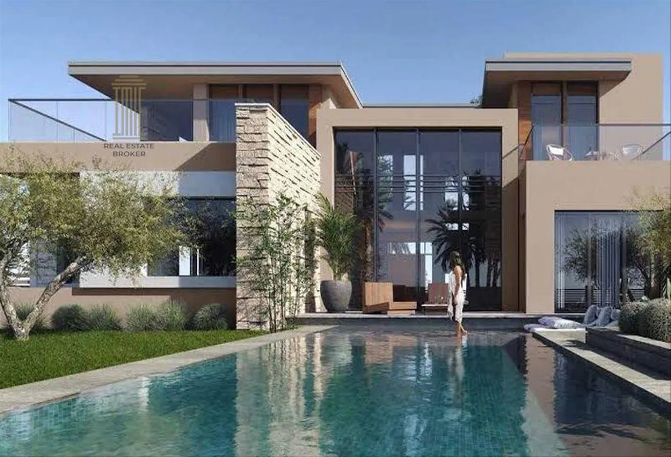 Sale in Hyde Park: فيلا 360متر 4 غرف كمبوند560فيلا فقط تقيسط بمقدم5%