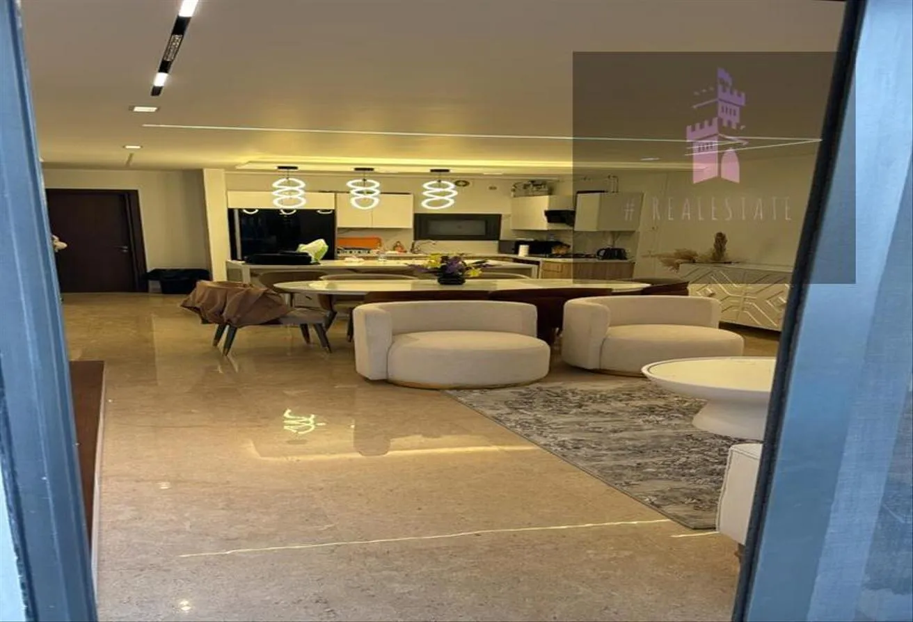 Rent in Zed Towers: للايجار شقة فندقيه فى ابراج زد الشيخ زايد