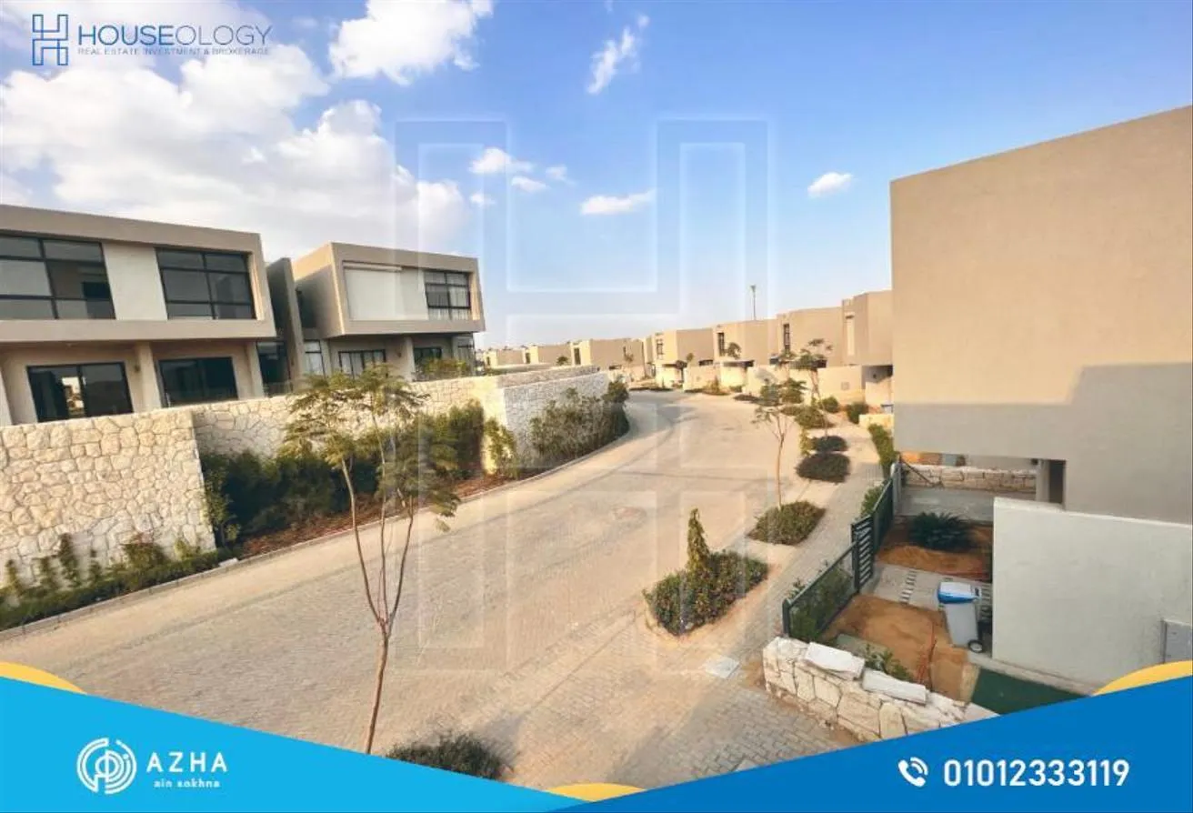 Sale in Azha: Townhouse corner bahary 2nd row lagoon at Azha