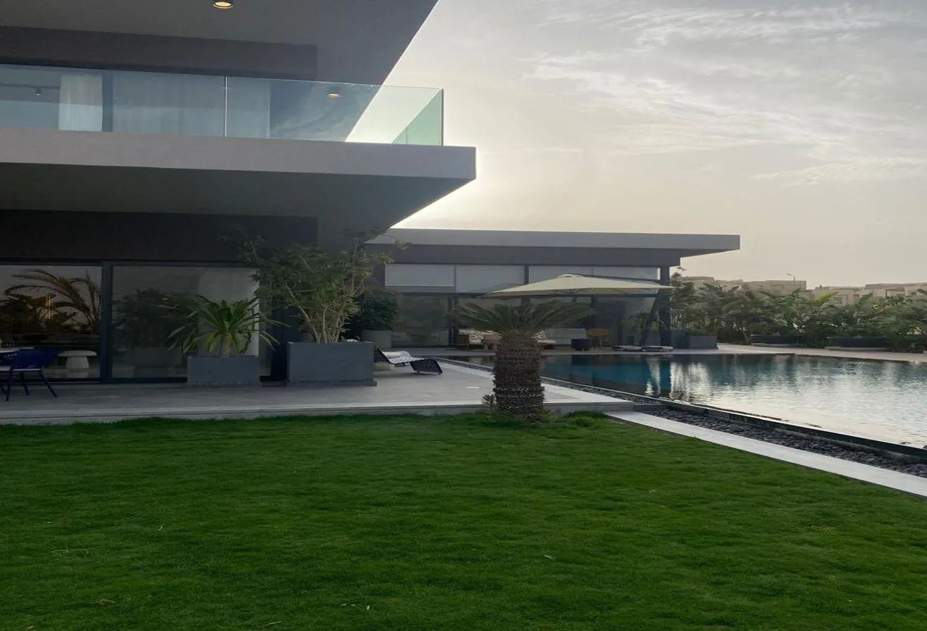 Sale in Swan Lake: One Story Villa in Swan Lake near New Giza