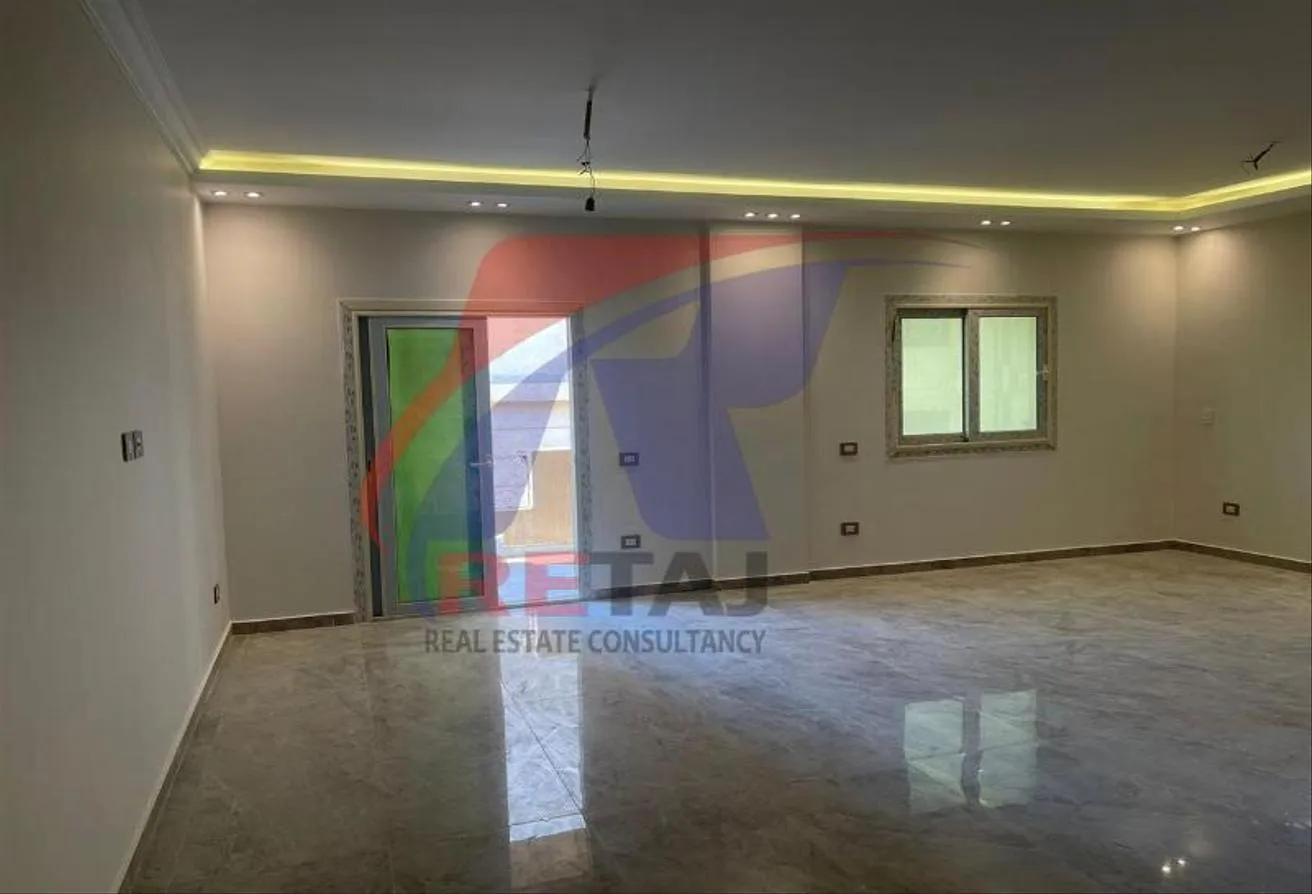 Rent in Central New Cairo: شقه للايجار فيلا كمبوند غرب الجولف التجمع الخامس .