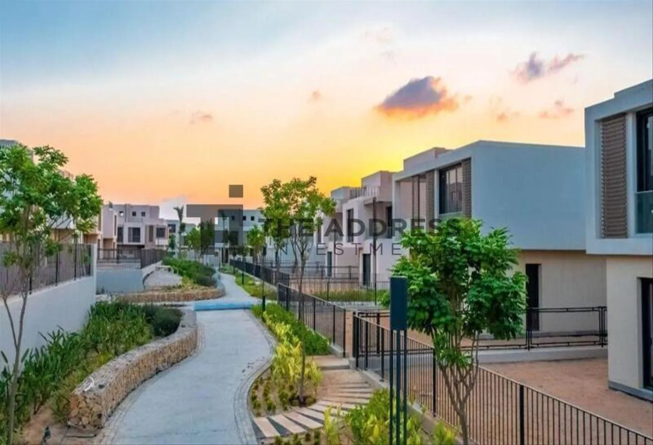 Sale in Villette: townhouse prime location installment 7 years 10%DP
