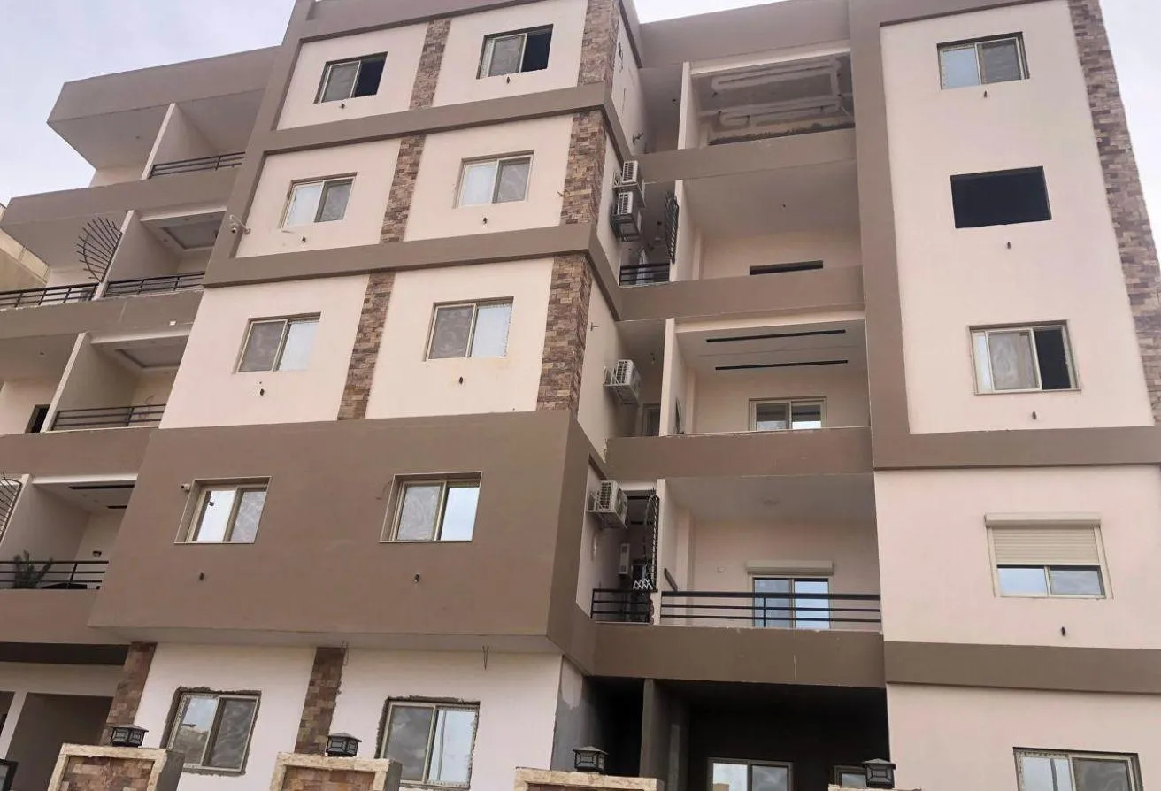 Sale in North Lotus: For sale in North Lotus, great location