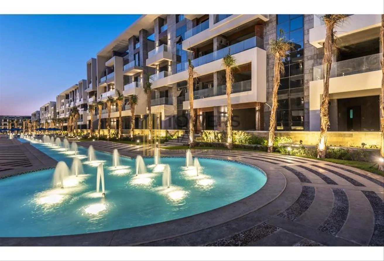 Sale in Patio Casa: Penthouse Prime location On Pool /Ready To Move