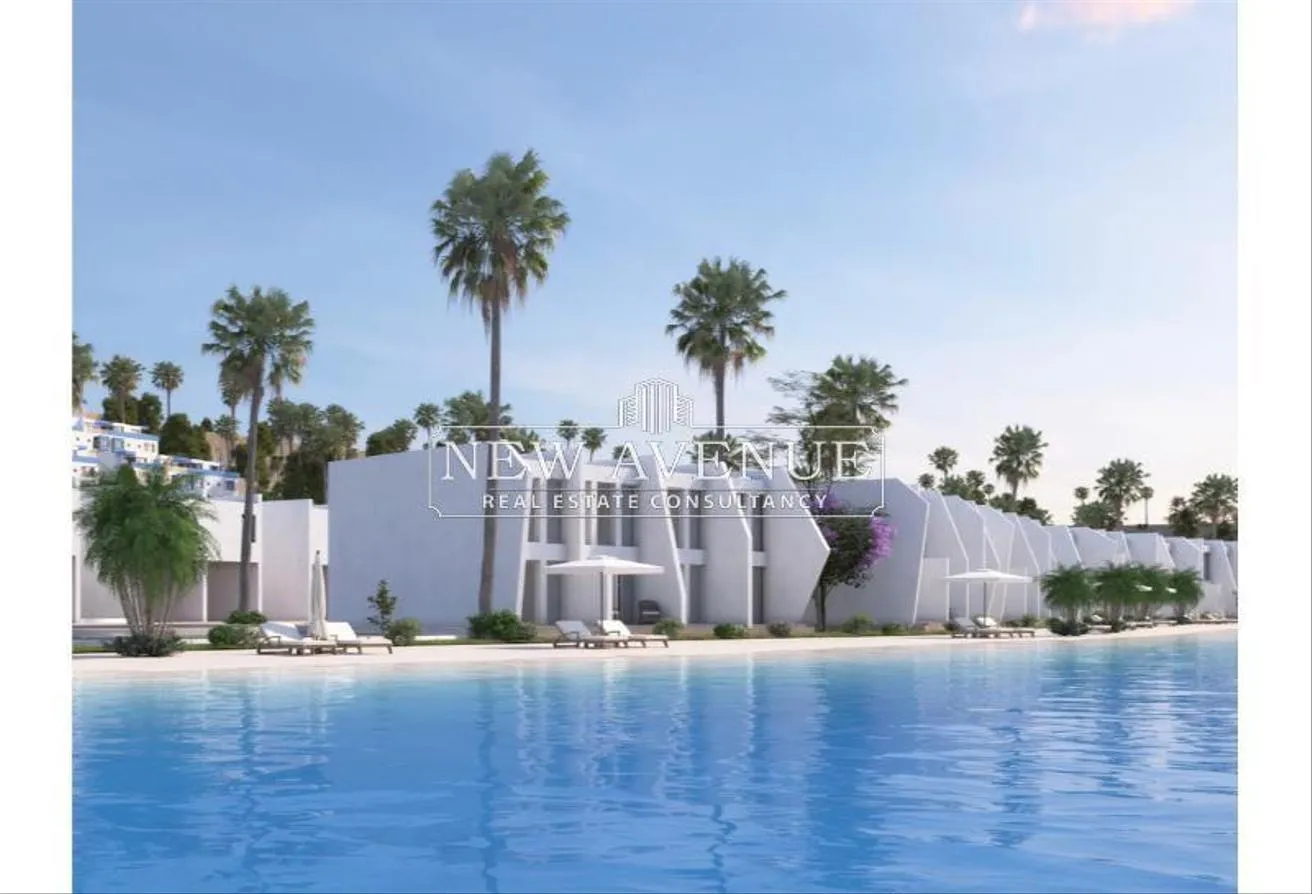 Sale in IL Monte Galala: standalone signature villa 1st row lagoon