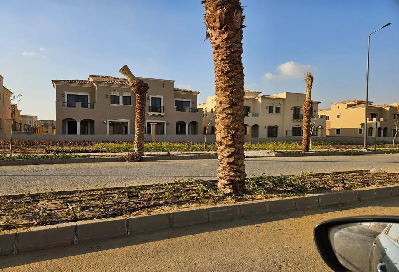 Sale in City Gate: city gate | 3 bedrooms | 210m | fully finished