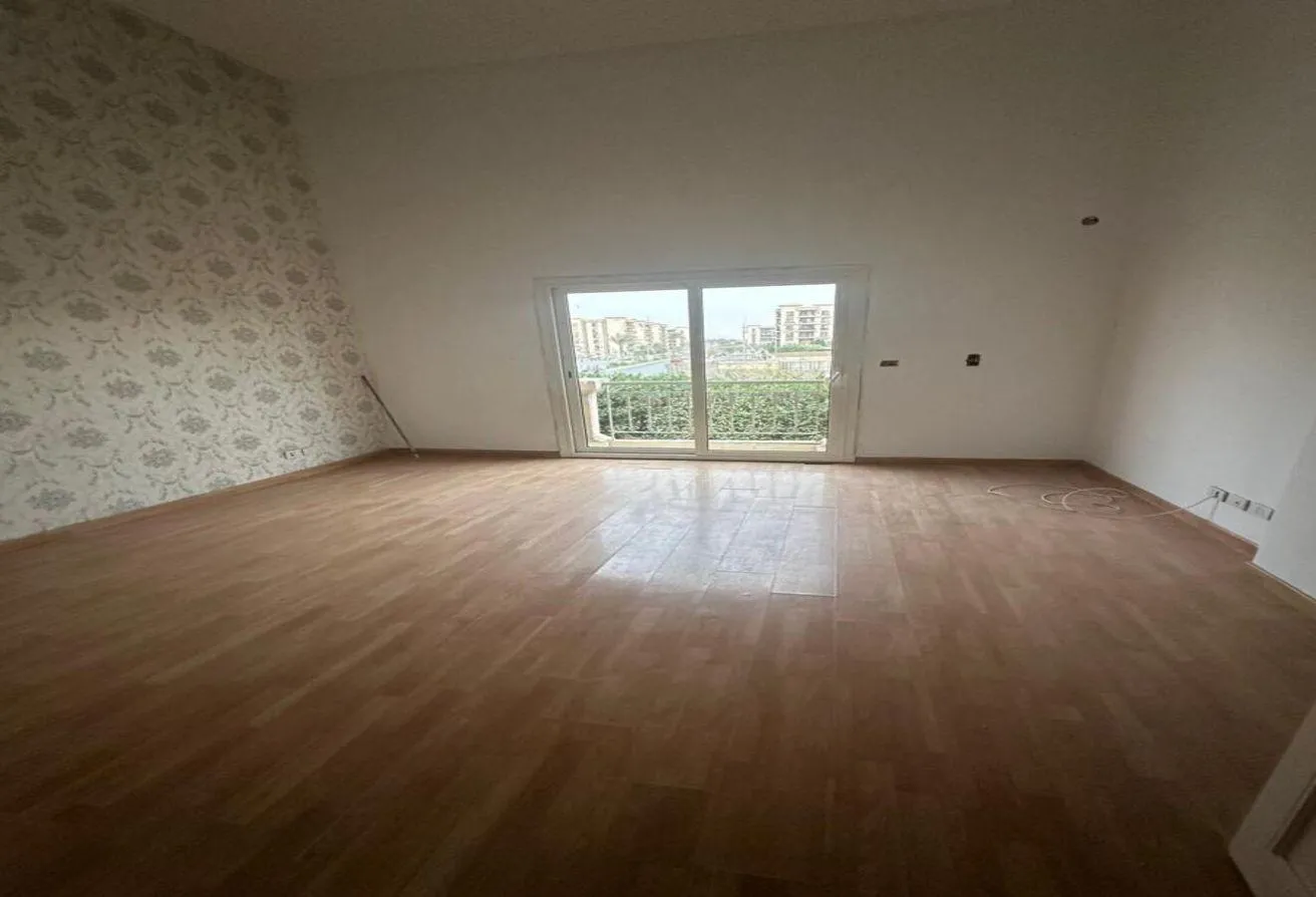 Gallery Image 18