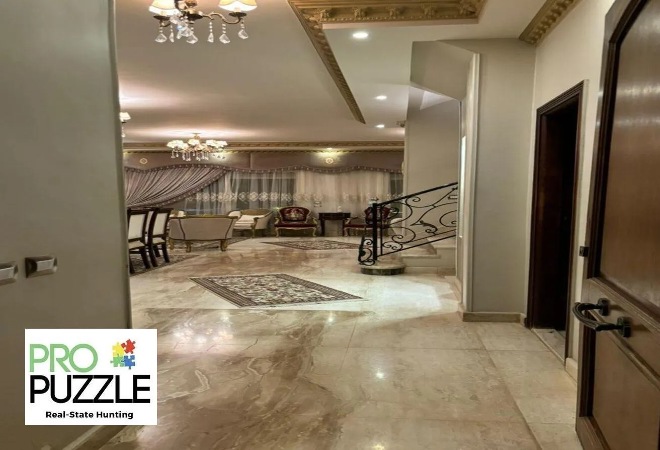 Sale in Dyar Compound: Villa stand alone for high positions in the Dyar