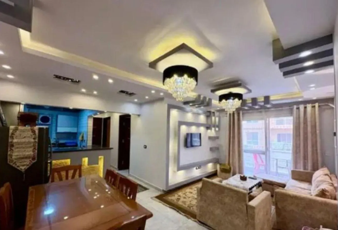 Rent in Degla Gardens: شقه للايجار بحدائق اكتوبر مفروشة فرش فندقى
