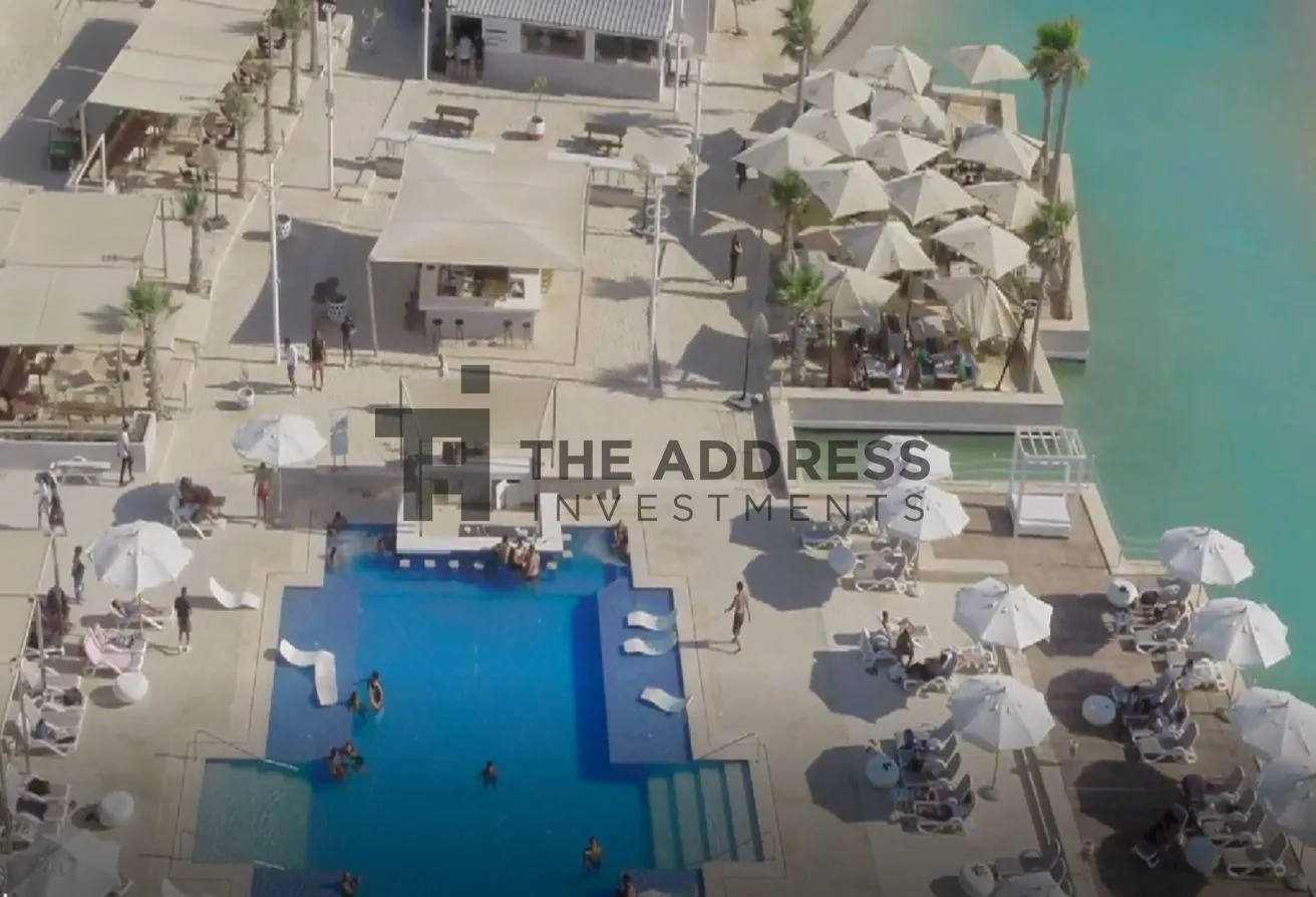 Sale in Hacienda Waters: chalet at hacienda with 5% DP and 10Y Installments