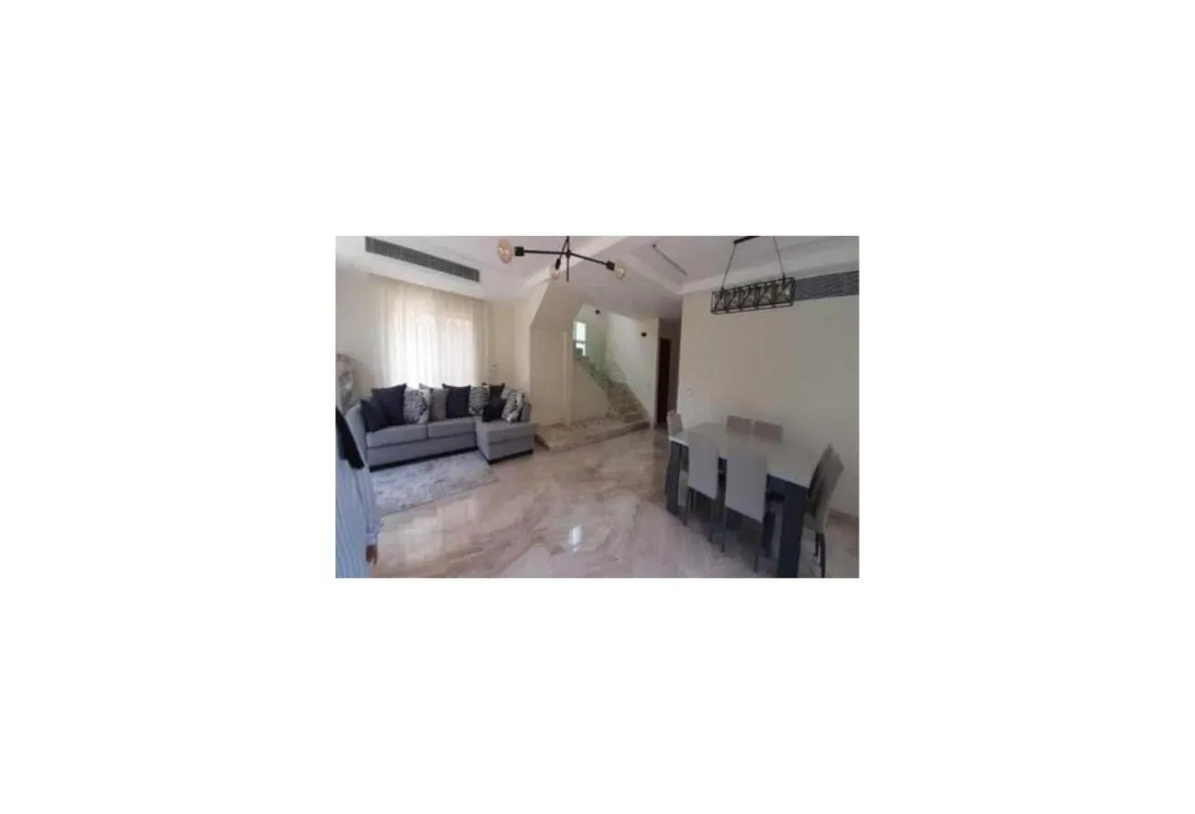 Gallery Image 16