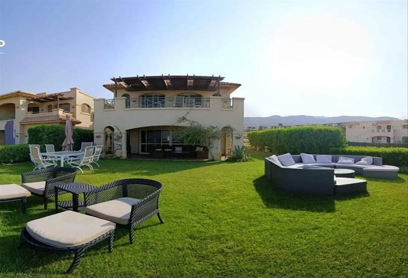 Sale in La Vista 6: For sale Villa fully finished Sea View La Vista 6