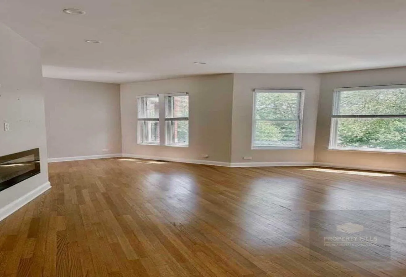 Sale in Green 6: Apartment 190m Lowest price&amp;Best location and View