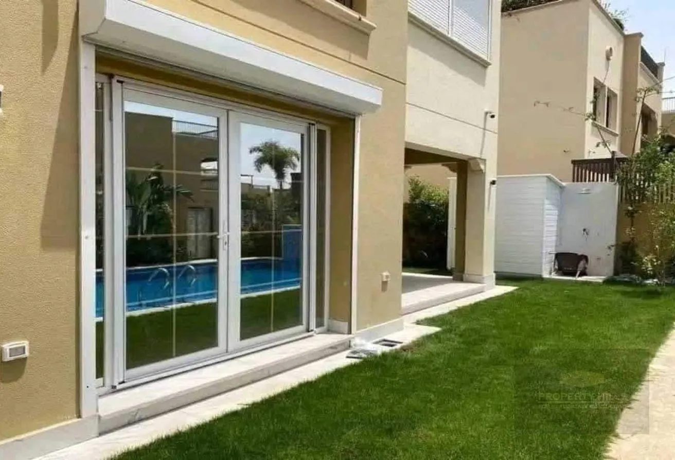 Sale in Alma: توين هاوس للبيع في الما - ايوان  استلام فورى