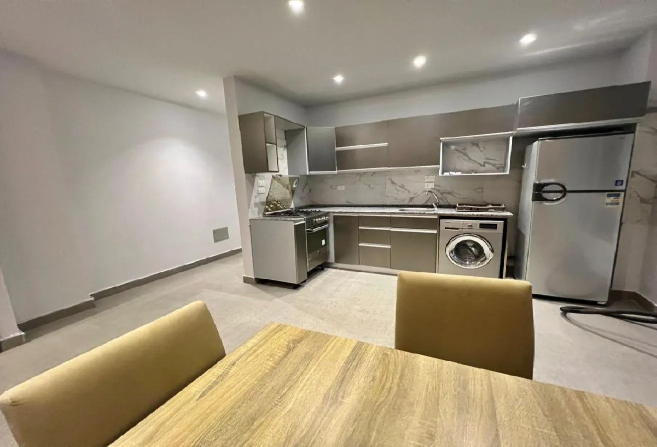 Rent in District 1: شقه مفروشه إيجار فندقيه الحى الأول