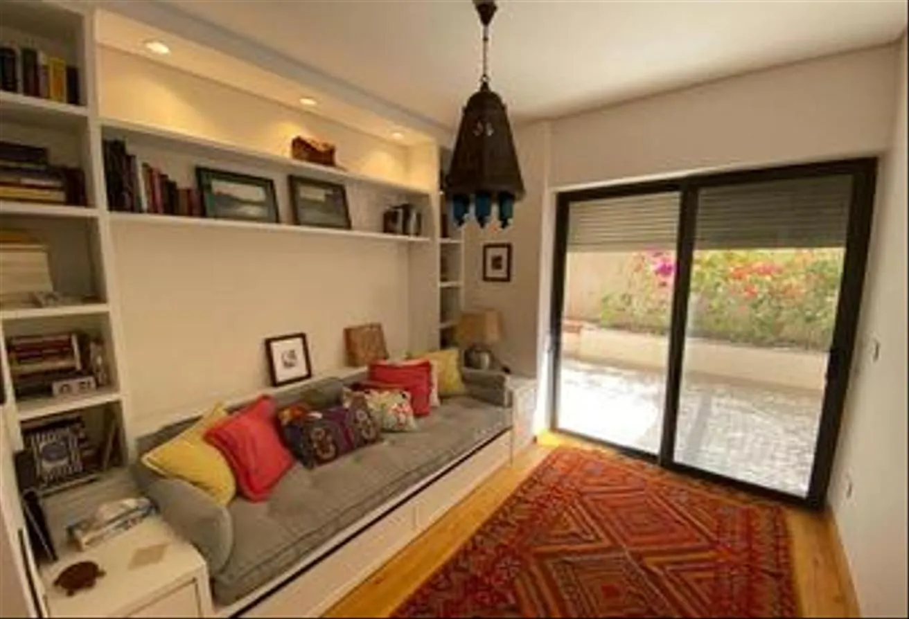 Gallery Image 8