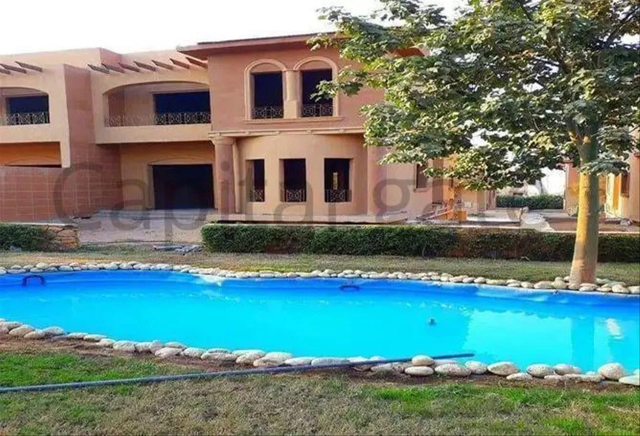 Sale in Bellagio: Twin house with exclusive price in moon valley2