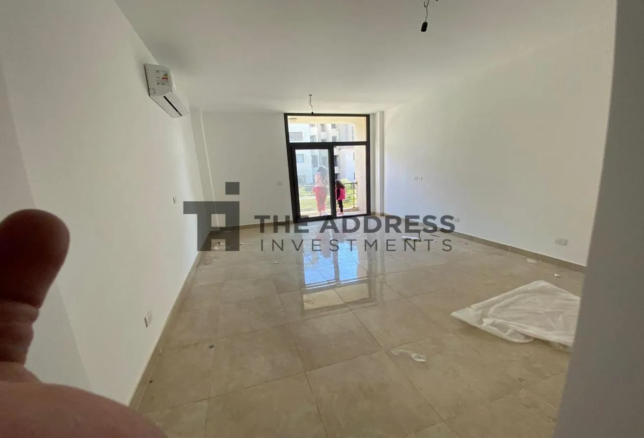 Sale in Fifth Square: Lowest price for sale in Al Marasem first use