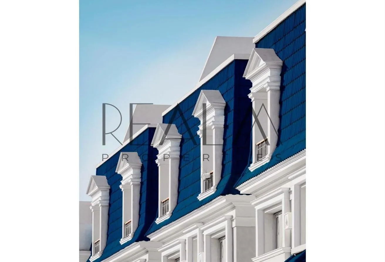 Sale in Mountain View iCity: Stylish loft ready to move 10%DP over 8years