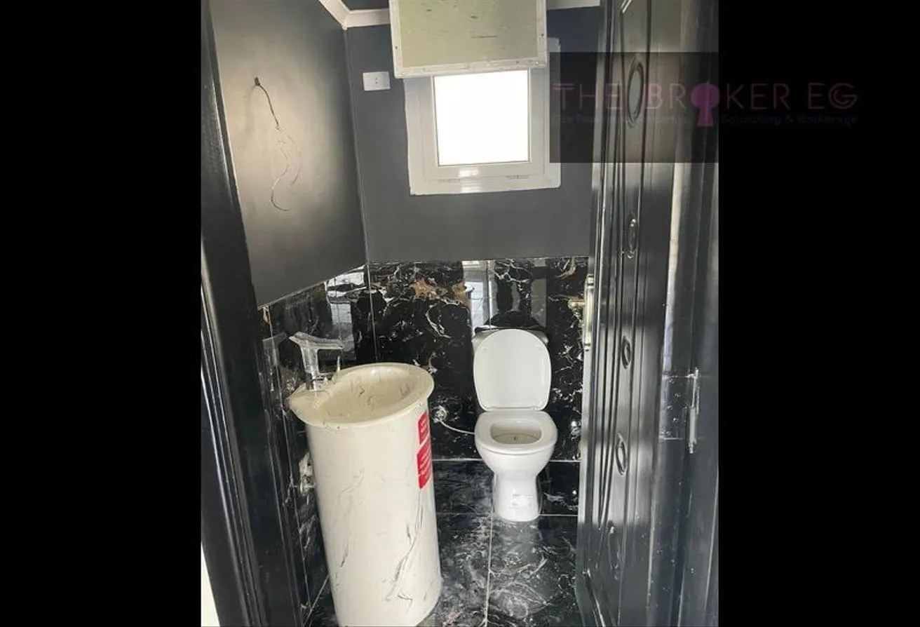Gallery Image 6