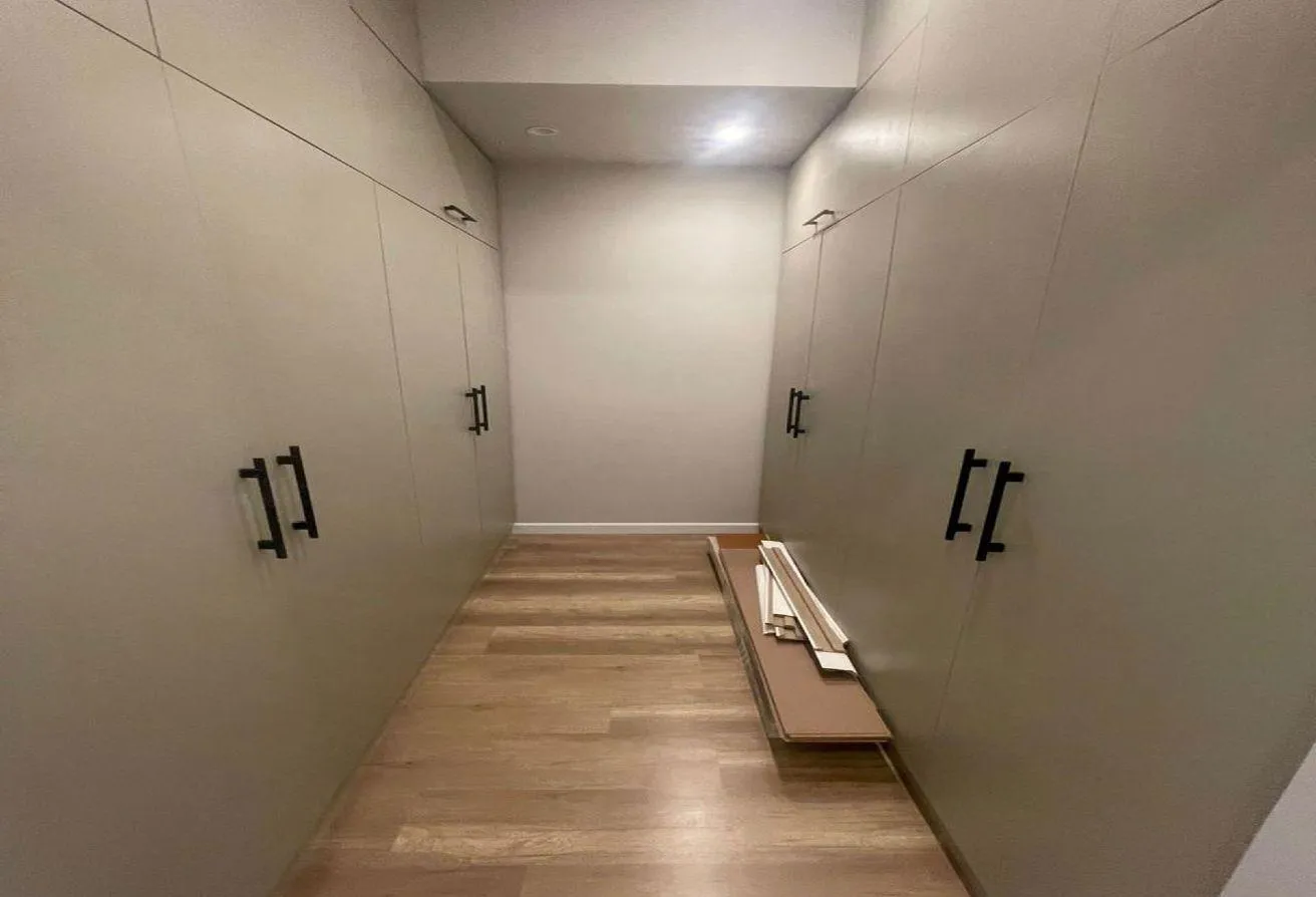 Gallery Image 14