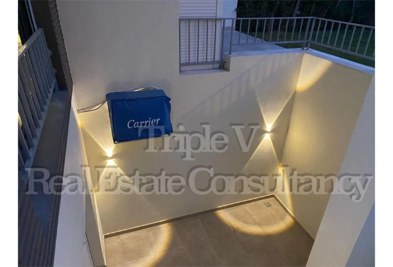 Gallery Image 11