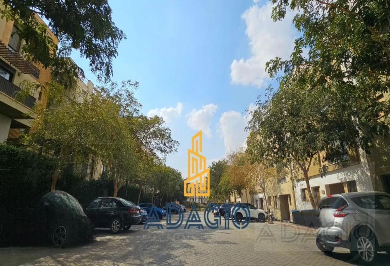 Sale in Sodic West: للبيع بنتهاوس في كمبوند ويستاون سوديك ويست