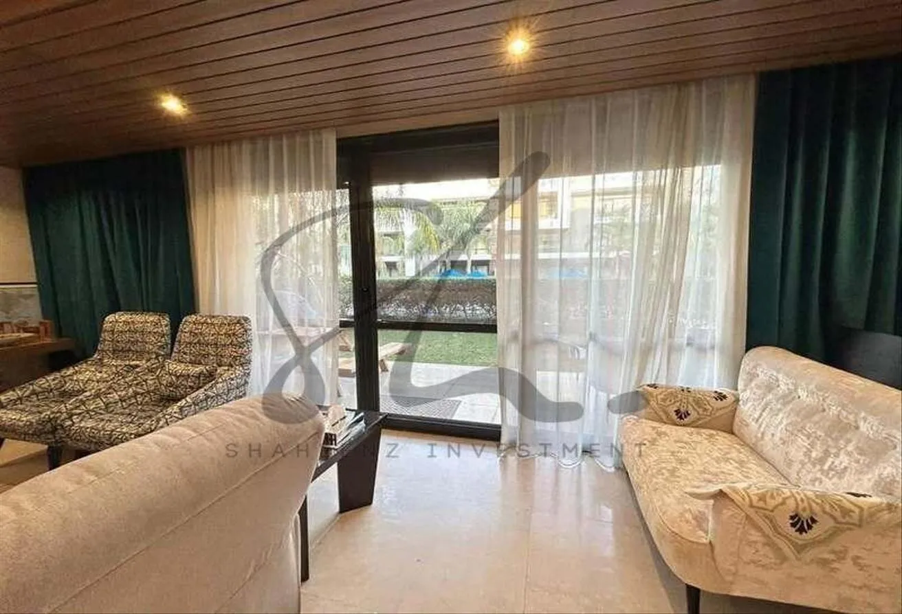 Sale in El Patio 7: An apartment is available for sale at the old pric