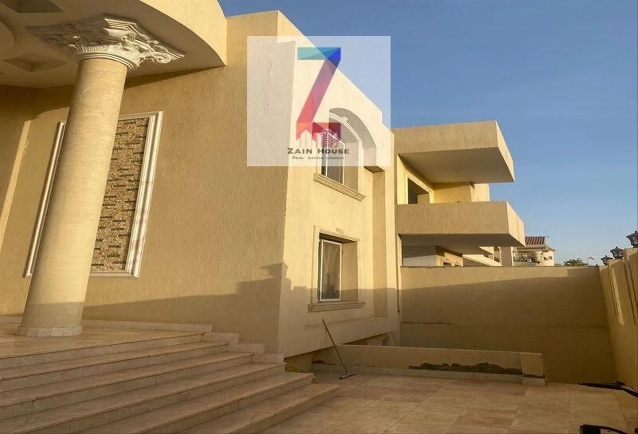 Sale in Al Shorouk 2000: Twinhouse 235m for Sale in Shorouk City
